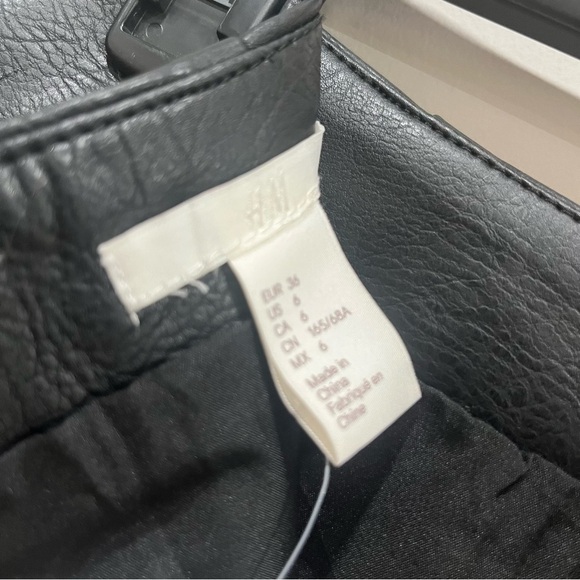 NWT H&M Viscose Skirt Size 6 Embroidered Floral Zip - Picture 6 of 8